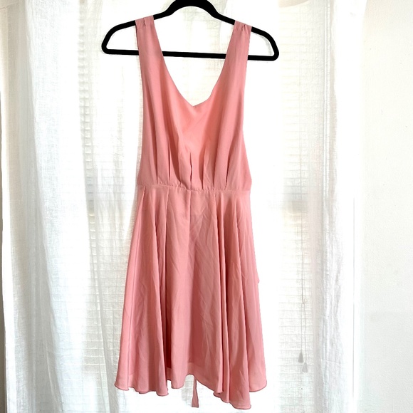 Blush Pleated Tie-Back Dress Small - Picture 1 of 3